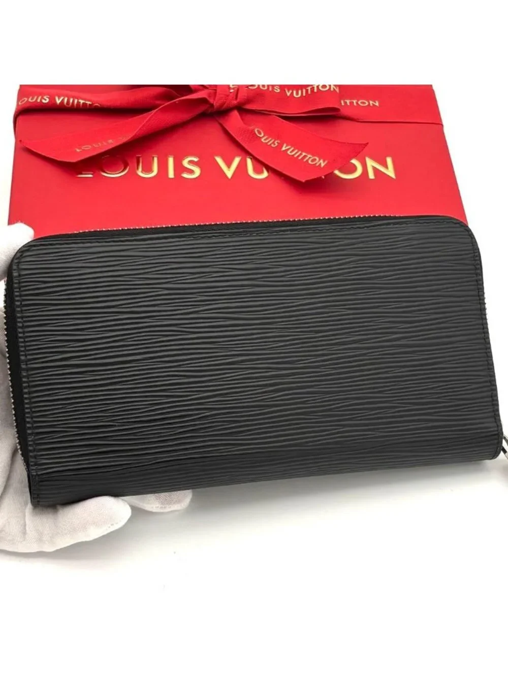 Louis Vuitton Wallet Epi with IC Zippy Black